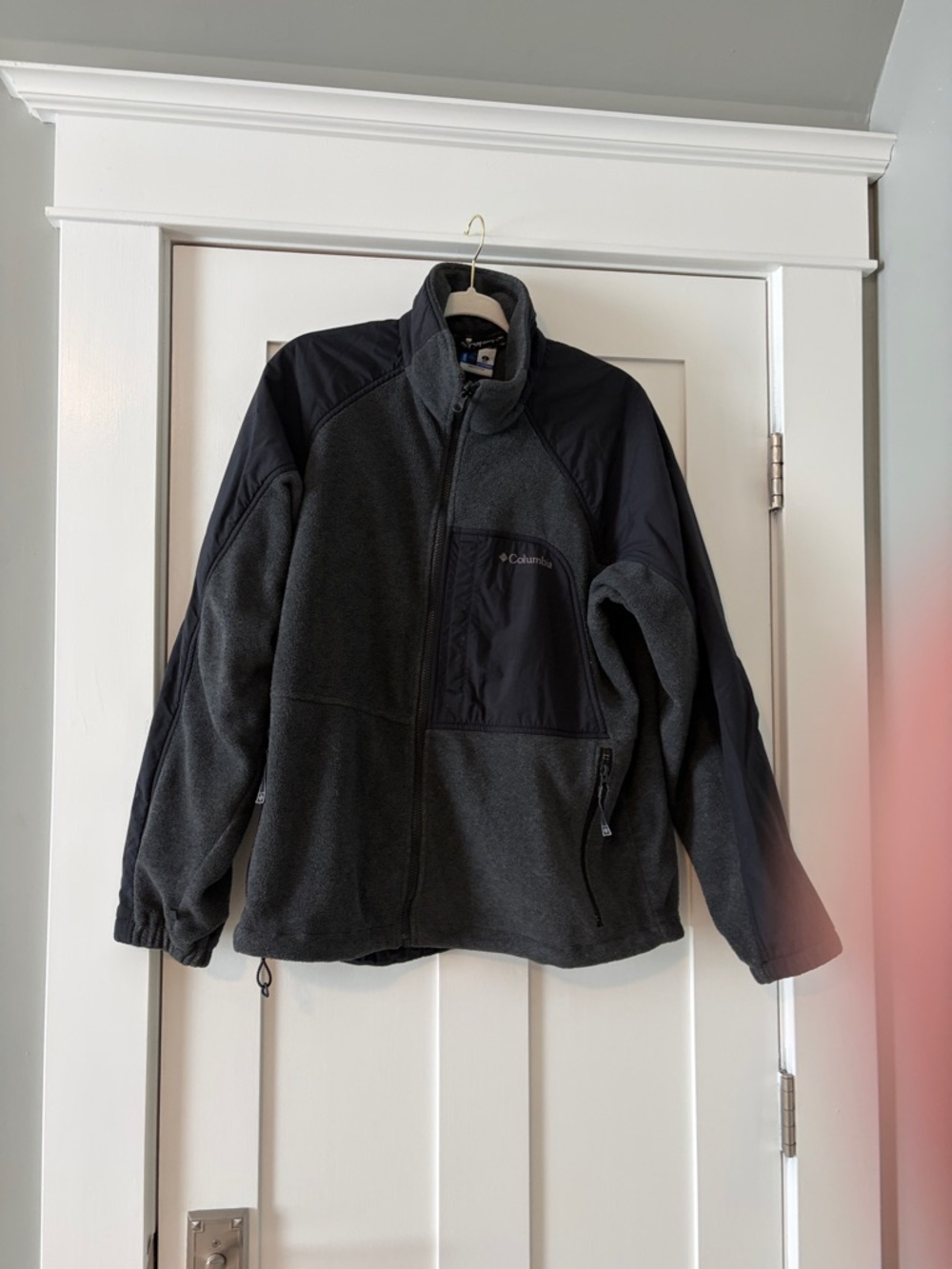 Columbia Gray and Black Men's Fleece Jacket